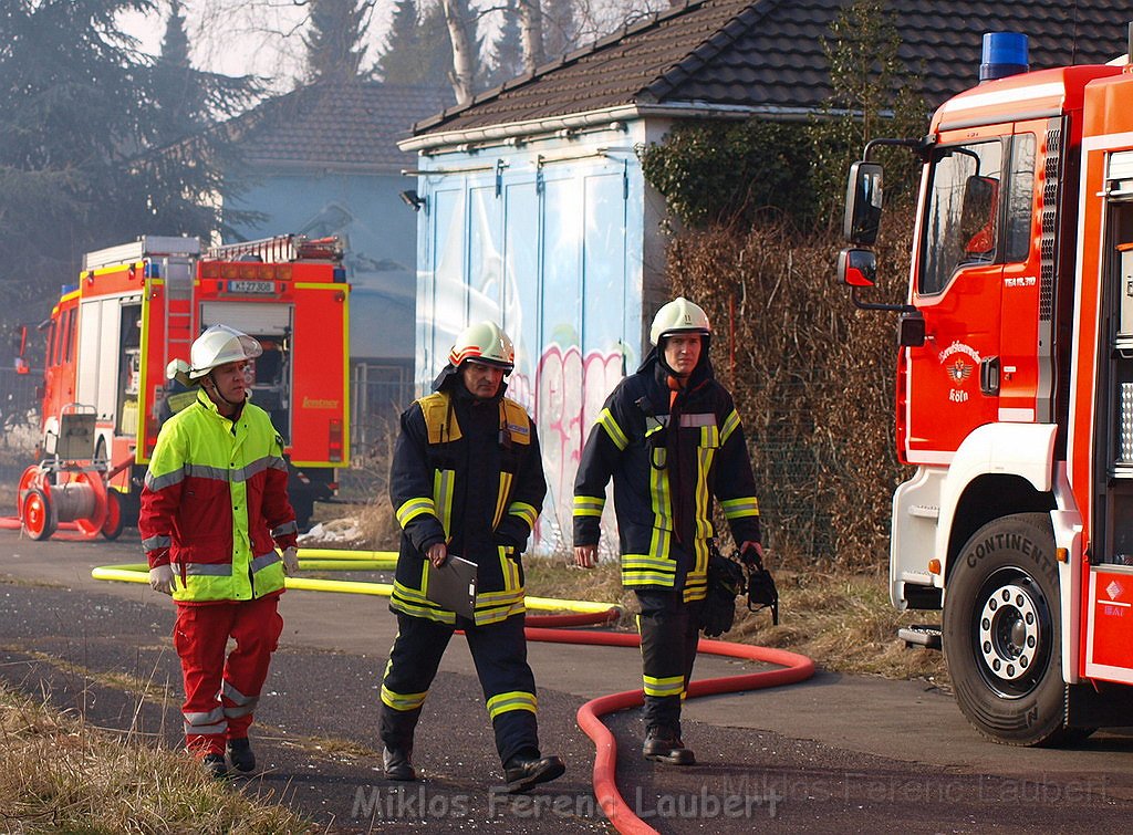 Feuer in leerstehenden Firmengebaeude Koeln Ostheim P39.JPG
